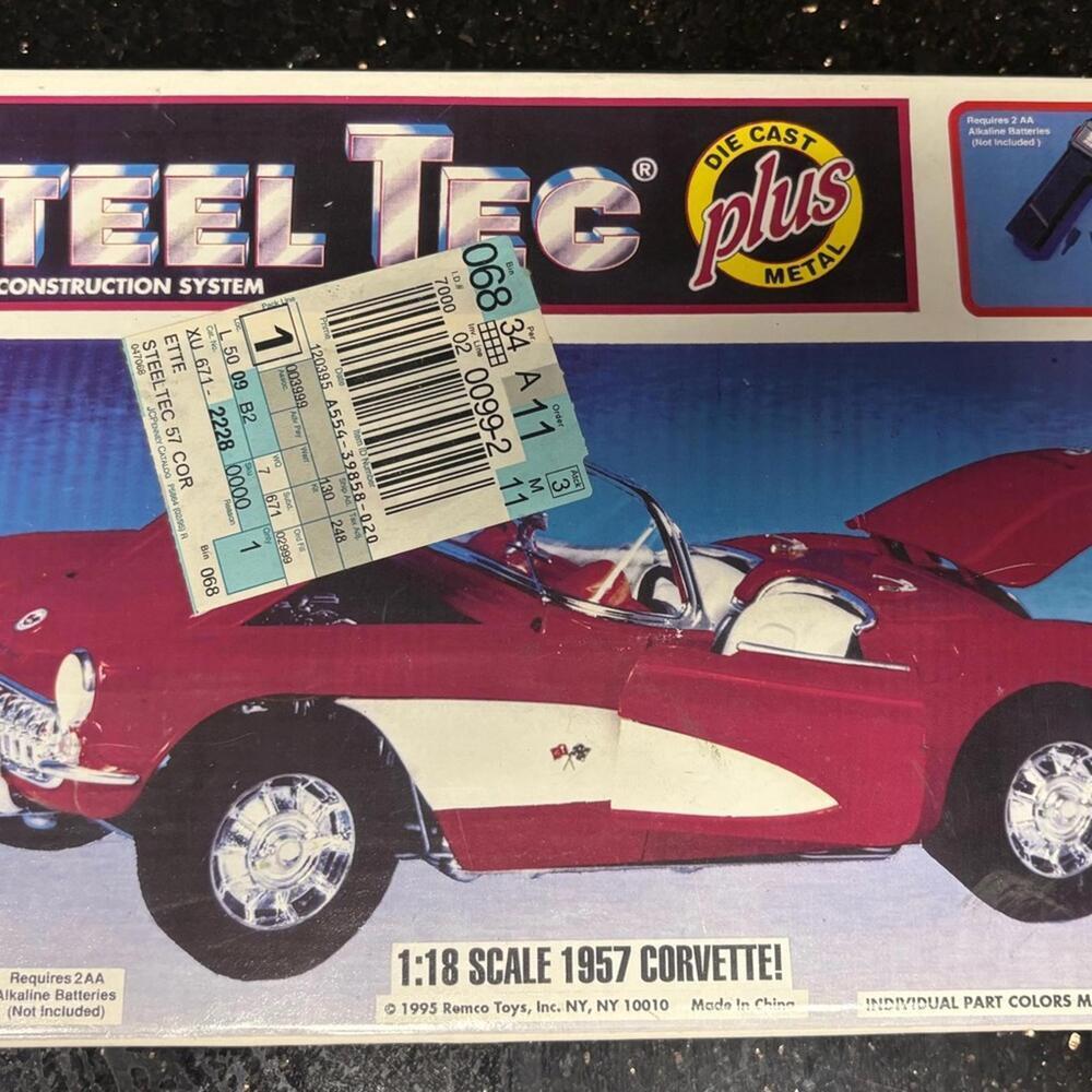 Steel Tec Plus 1957 Corvette Model Kit – 1:18 Scale – 230 Pieces – NIB